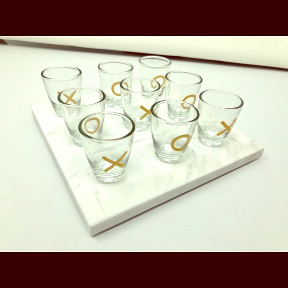 1 LEFT! Marble Tic Tac Toe Shot Glass Set Game NWT - Picture 2 of 8